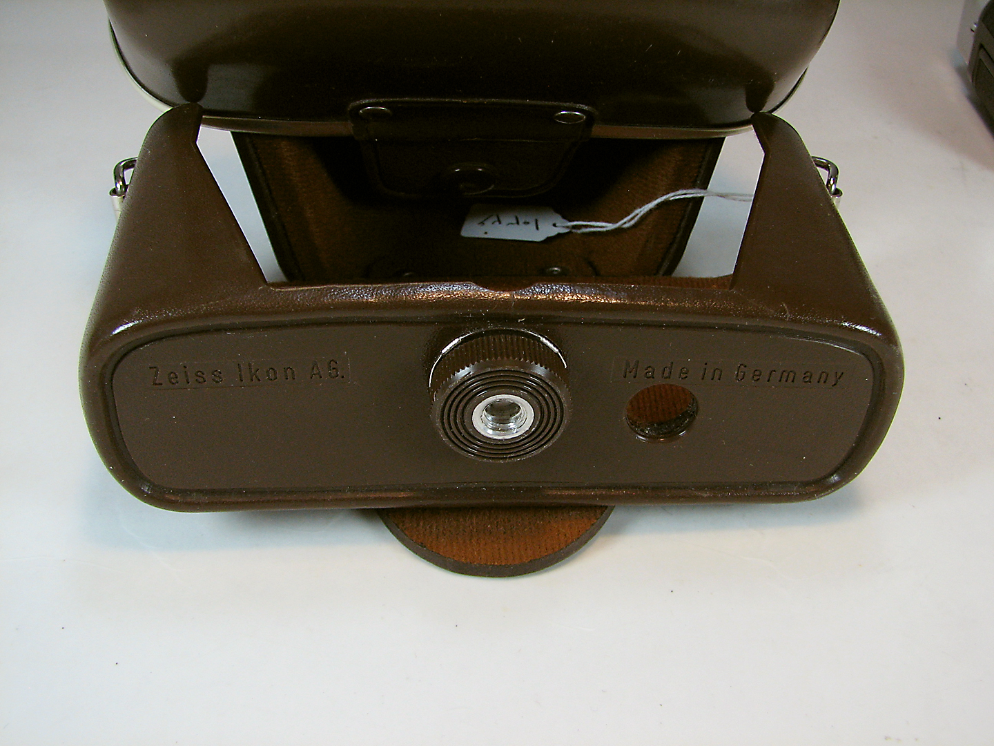 دوربین کلکسیونی Zeiss Ikon Contina LK