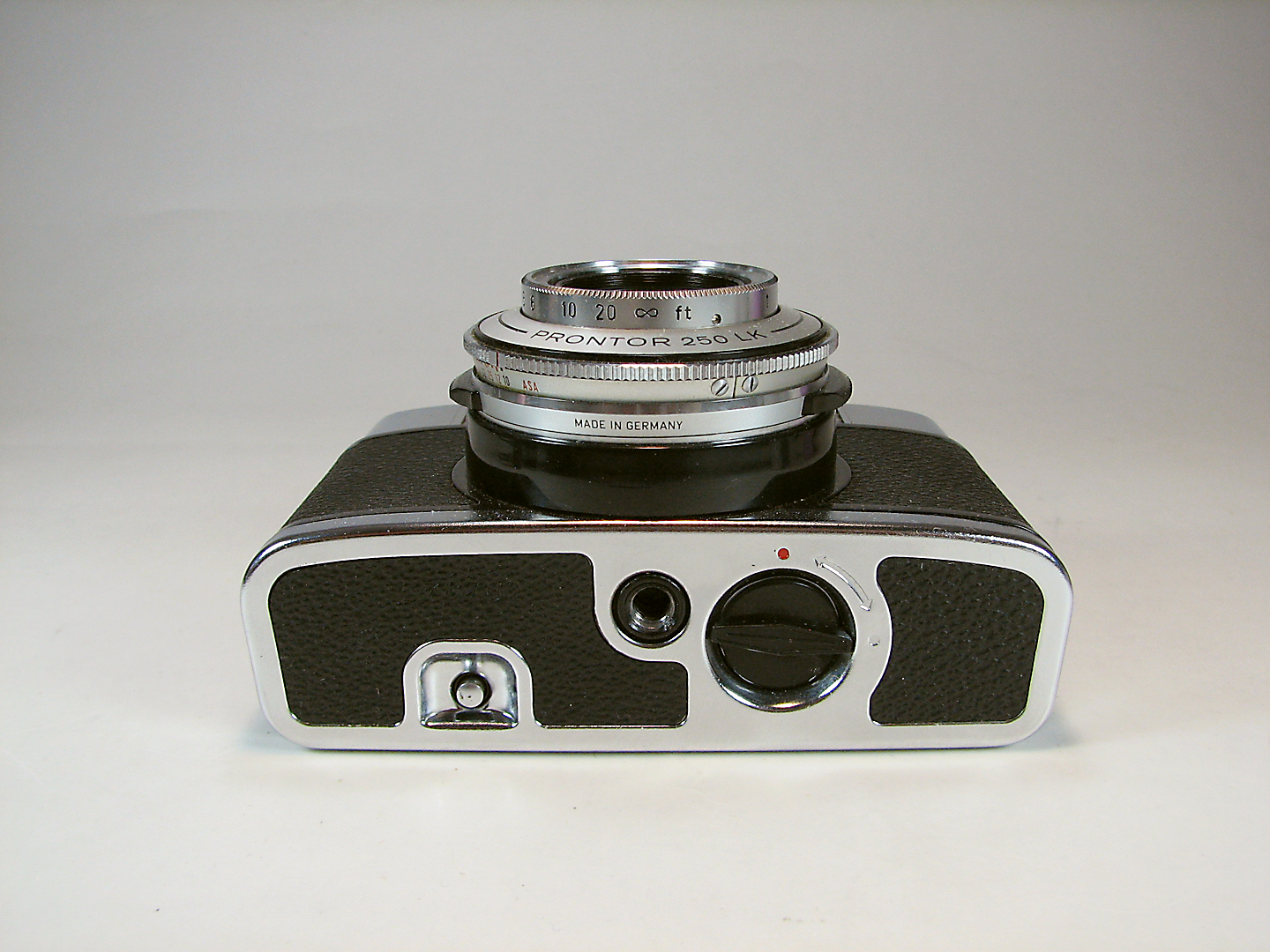 دوربین کلکسیونی Zeiss Ikon Contina LK