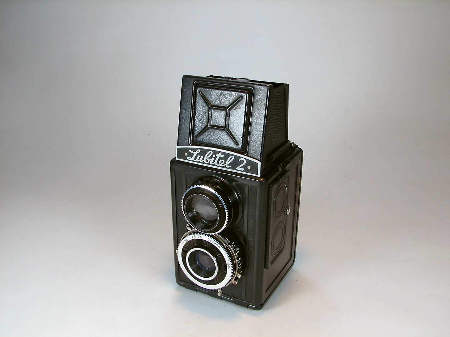 دوربین کلکسیونی لوبیتل LUBITEL 2