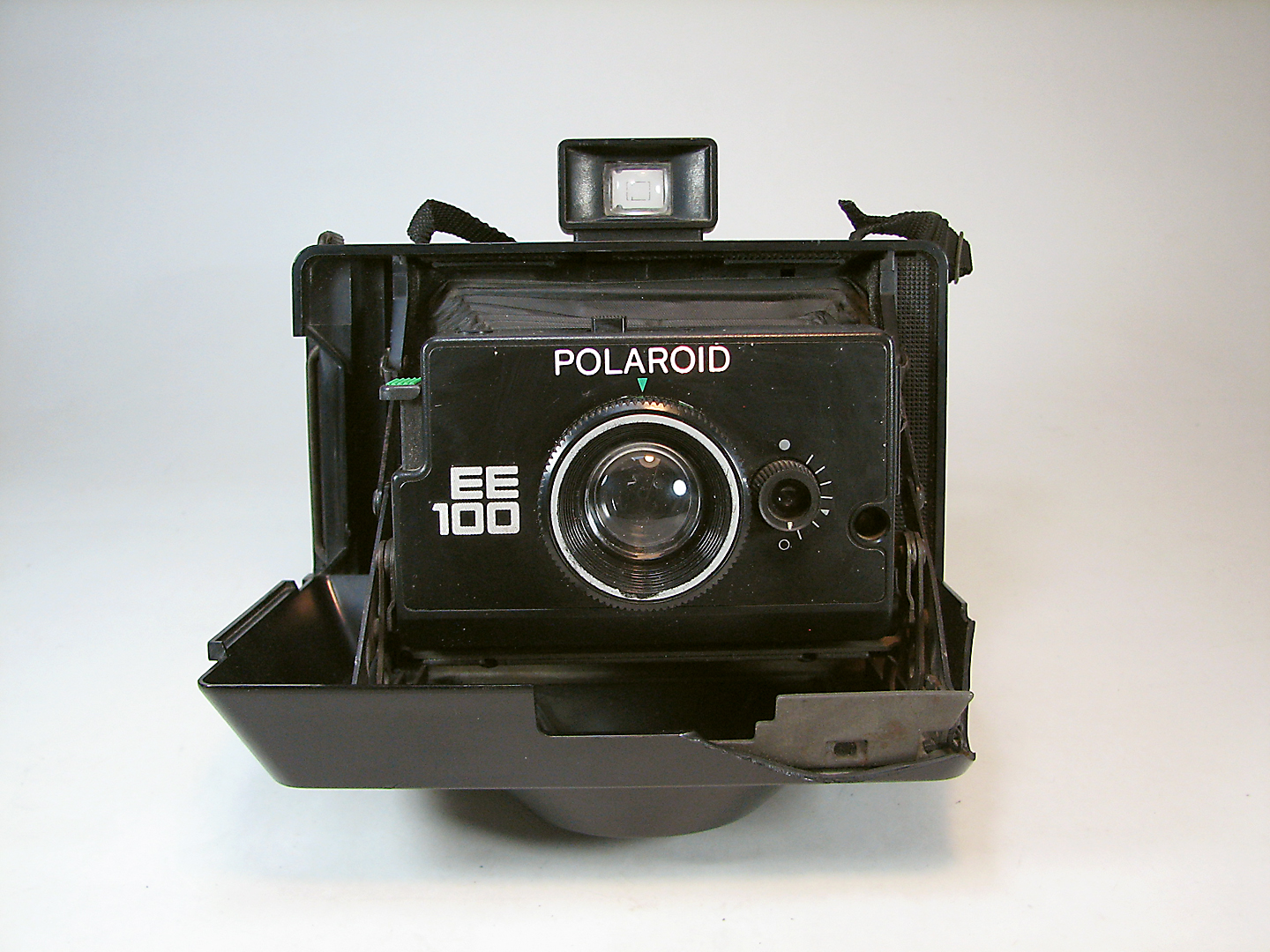 دوربین کلکسیونی چاپ فوری POLAROID EE100