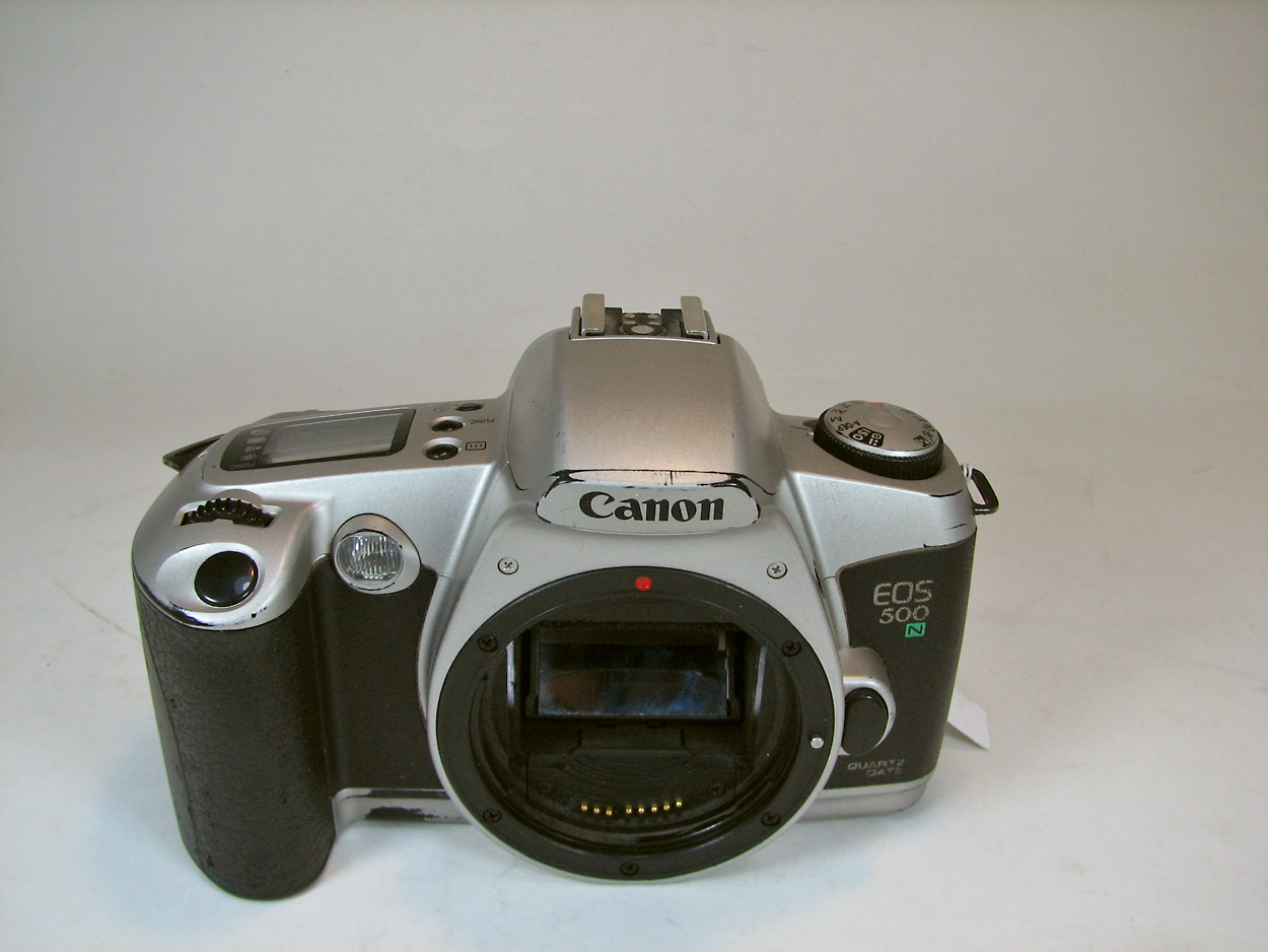 دوربین کلکسیونی CANON EOS 500 N