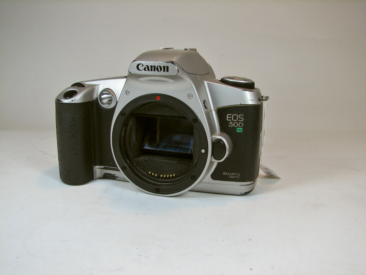 دوربین کلکسیونی CANON EOS 500 N