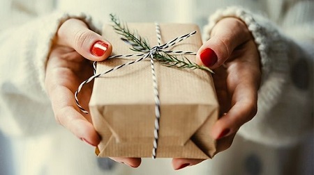 ایده هایی برای هدیه دادن و خریدن کادو ویژه خانم های خانه‌دار
