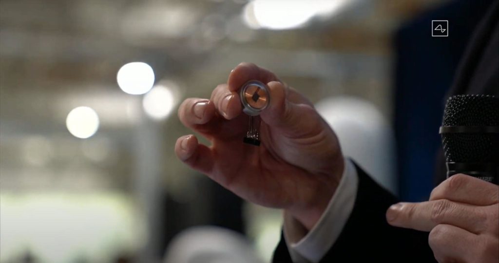 درمان بیماری ها با تراشه های متصل به مغز